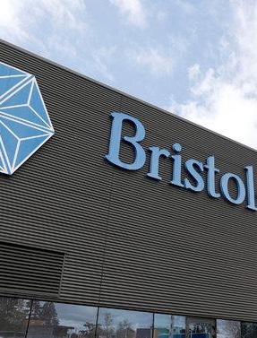 Bristol-Myers Squibb acquista Celgene, accordo da 74 miliardi di dollari